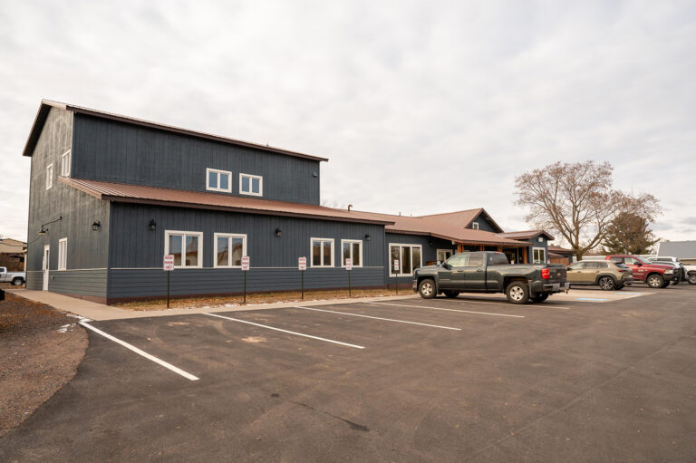 Iron River Clinic Exterior 2 1223 768x511
