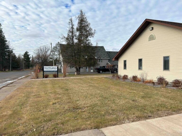 Poplar Clinic Exterior 1 1 768x576