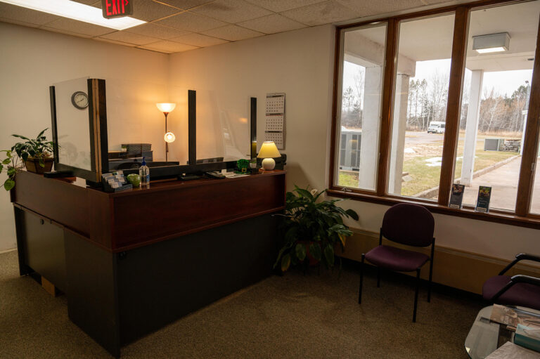 Washburn Clinic Lobby 1 1 768x511