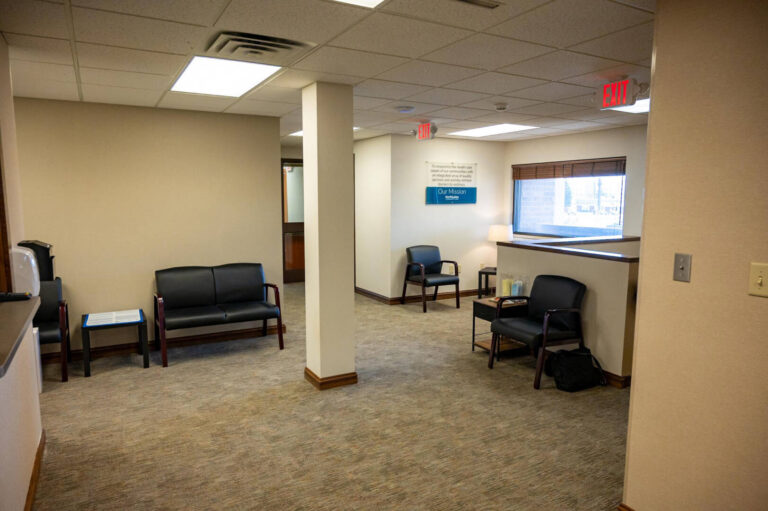 Eau Claire Clairemont Avenue Clinic Interior 2 768x511